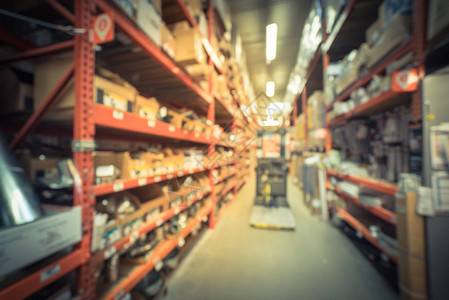 五金之光 從工廠到零售的轉型之路
