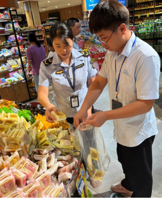 廣西興安縣市場監(jiān)管局開展中秋月餅食品安全專項(xiàng)排查，保障節(jié)日期間食品銷售安全